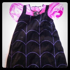 Vampirina Disney costume